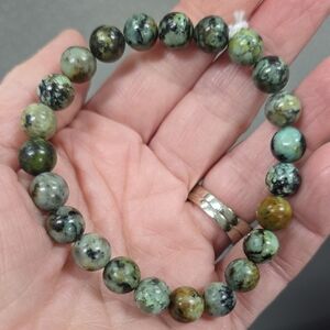🥳 SALE🐰 8-9mm African Turquoise Bracelet.